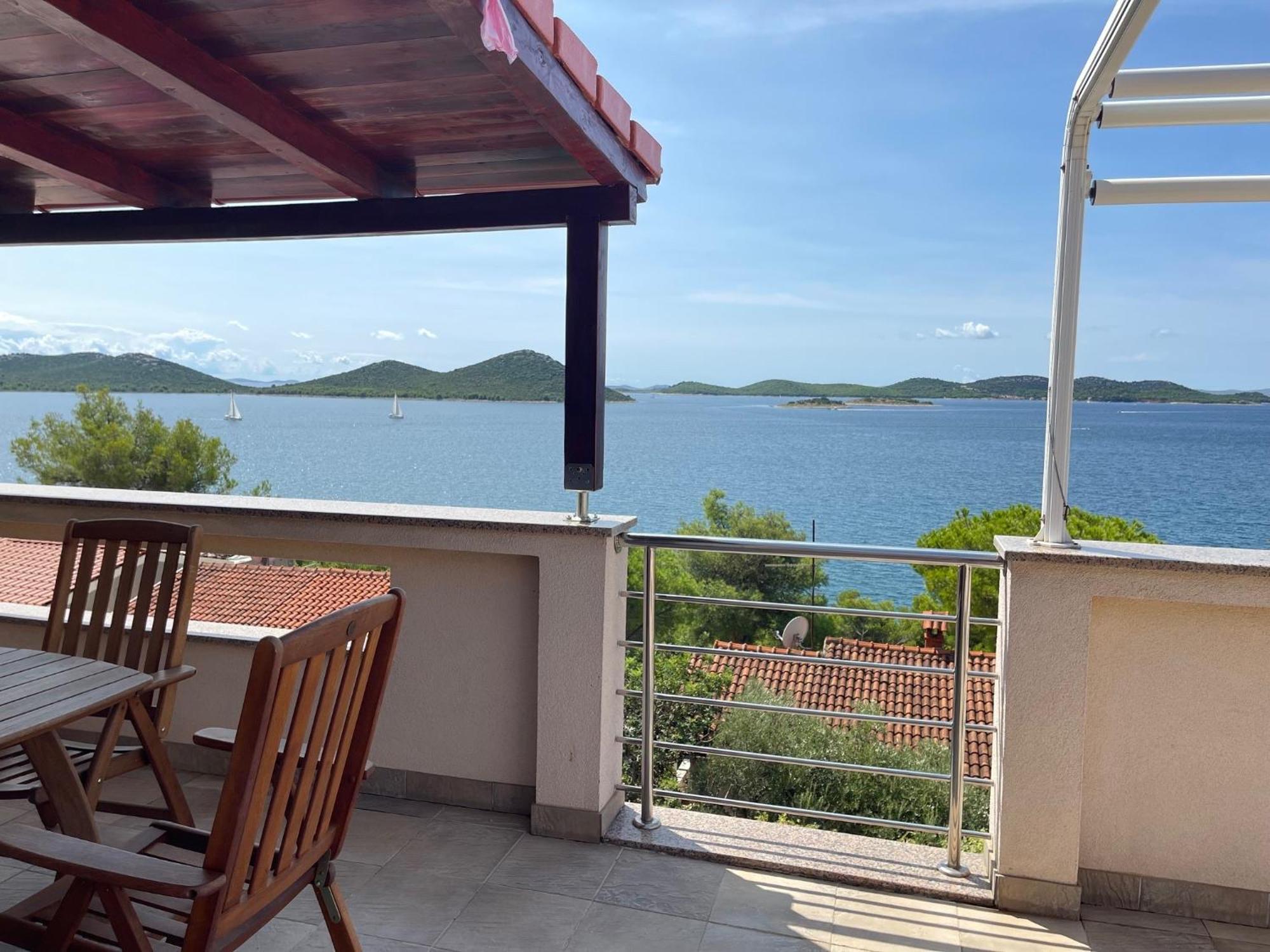 Apartment Mona 1, Fantastischer Meerblick Drage Dış mekan fotoğraf